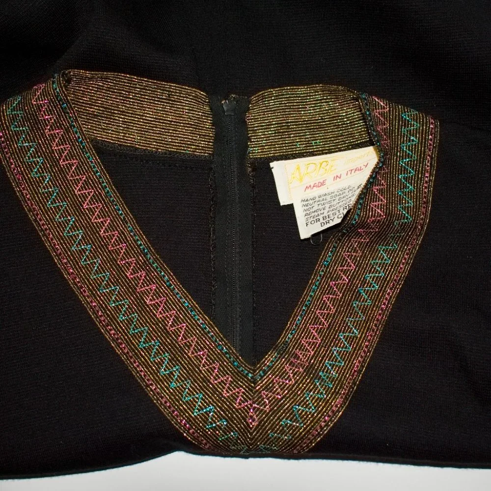 Vintage Black Retro Top Blouse V Neck Bell Sleeve Arbe Imports from Italy - Picture 4 of 7
